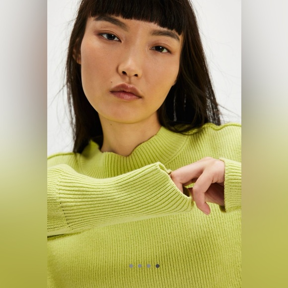 Free People- Easy Street Cropped Pullover - Picture 4 of 6